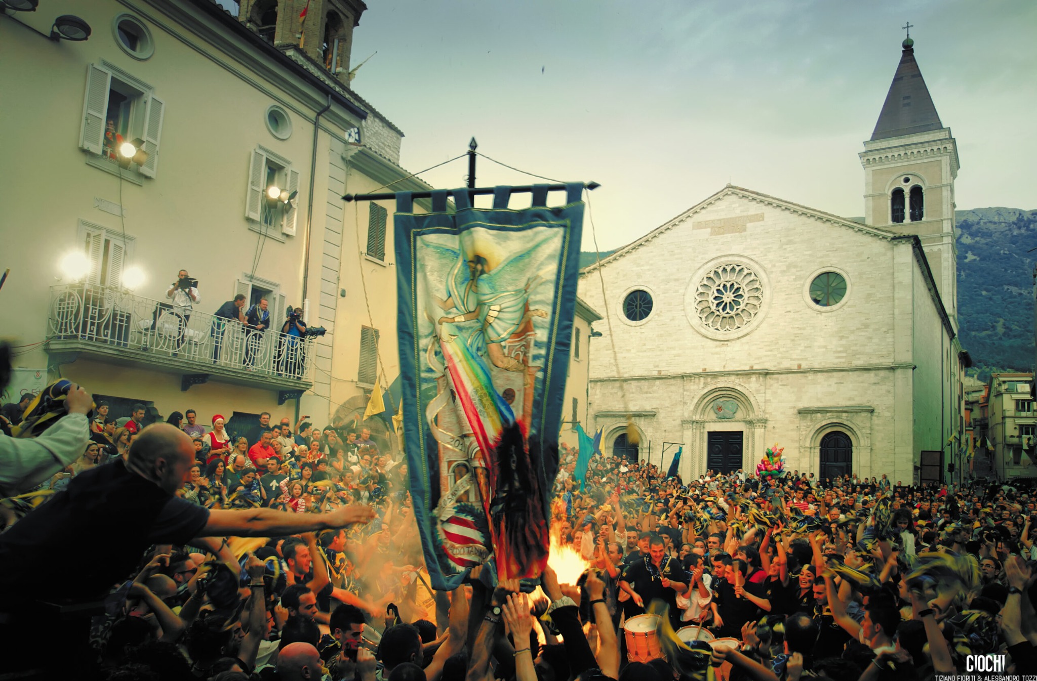 La festa davanti alla Cattedrale